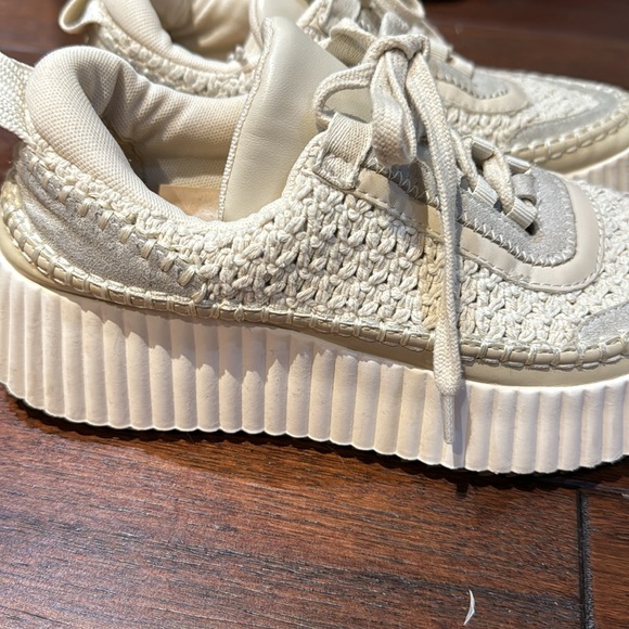 Cream platform sneakers - Picture 2 of 4